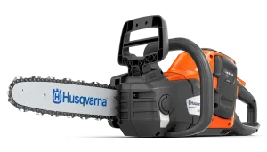 Akumulatorska verižna žaga Husqvarna 225i z akumulatorjem in polnilnikom