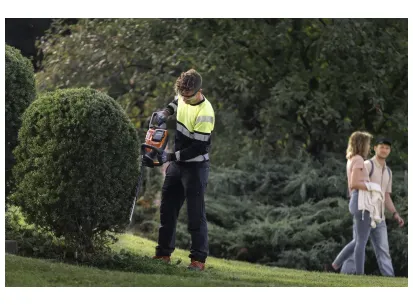 HUSQVARNA 522iHD60 without battery and charger slika