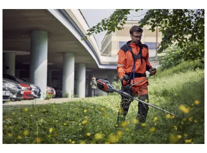 HUSQVARNA 535iRXT brez akumulatorja in polnilnika slika