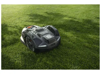 Husqvarna Automower® 405XE NERA z brezžično tehnologijo slika