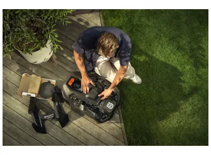 Husqvarna Automower® 405XE NERA z brezžično tehnologijo slika