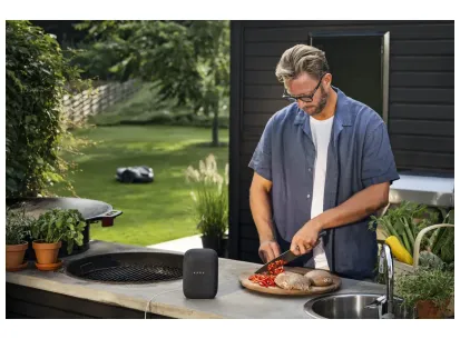 Husqvarna Automower® 405XE NERA z brezžično tehnologijo slika