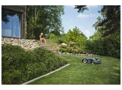 Husqvarna Automower® 435X AWD NERA z brezžično tehnologijo slika