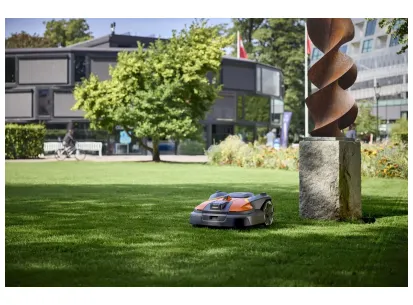 HUSQVARNA AUTOMOWER® 560 EPOS™ slika