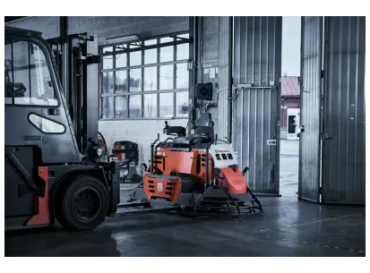 Gladilec betona Husqvarna CRT 48 PS slika