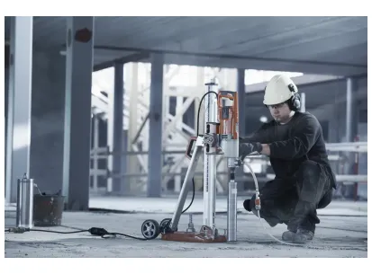 Husqvarna DM 220 slika