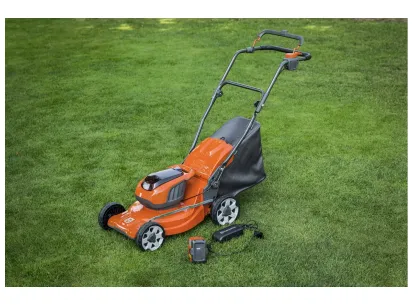 HUSQVARNA LC 137i z akumulatorjem in polnilnikom slika