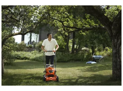 Husqvarna LC 251iS brez akumumulatorja in polnilnika slika