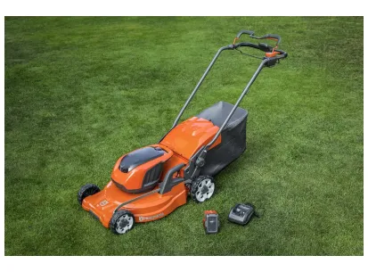 HUSQVARNA LC 347iVX z akumulatorjem in polnilnikom slika