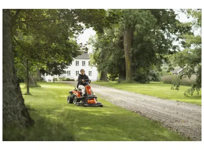 Husqvarna R 200iX slika