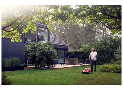 HUSQVARNA S 138i z akumulatorjem in polnilnikom slika