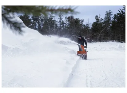 HUSQVARNA ST 124 slika